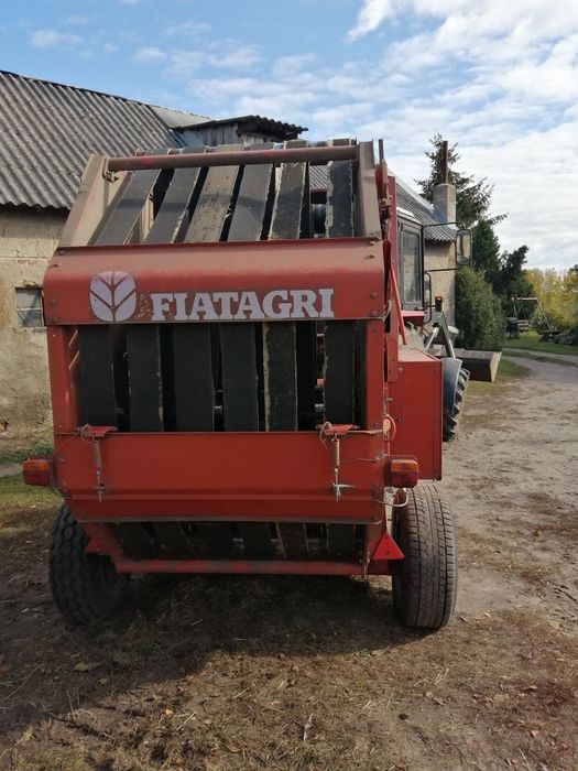 Prasa zwijająca HESSTON