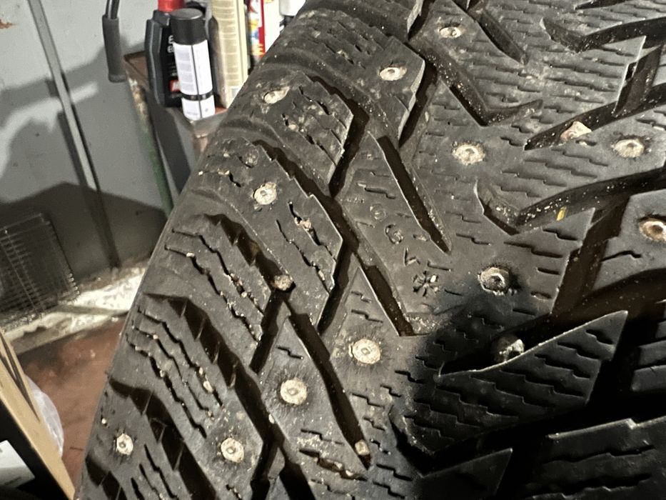 Зимова гума Nokian Hakkapeliitta 8 205/55 r16