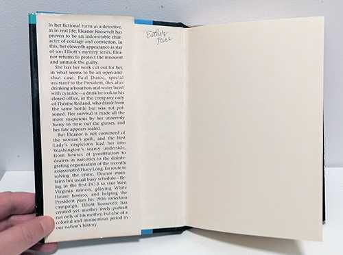 Livro - Murder in the West Wing (edição inglesa)