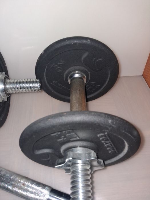 Discos e Barras de Musculação de Ferro