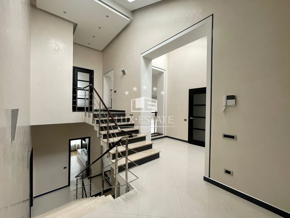 Оренда елітного  будинку в с. Лісники «Зелений Гай»