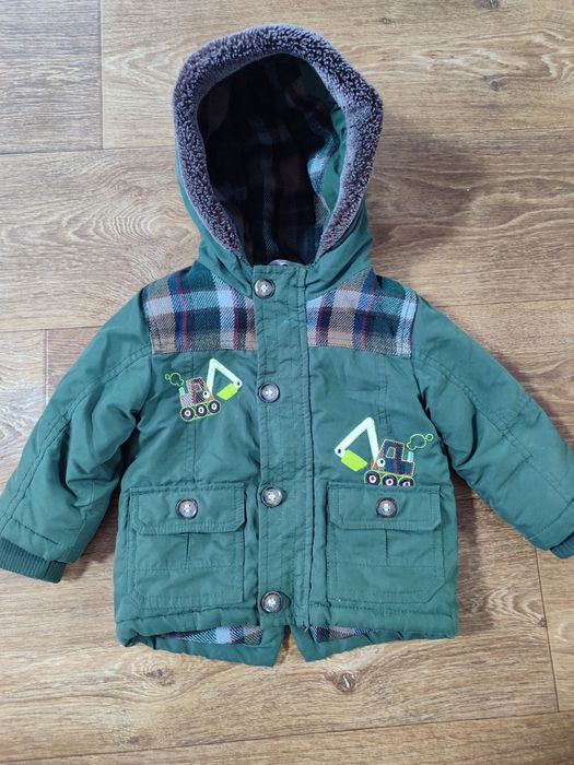 куртка, курточка зимова, можливо холодна осінь-весна.