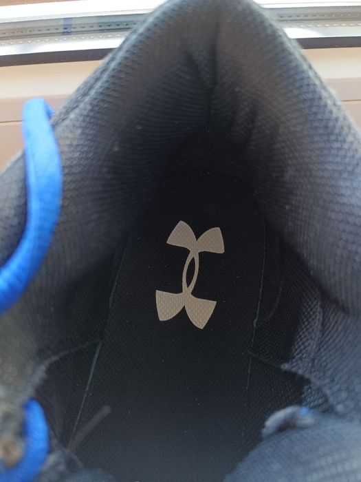 Оригінальні кросівки Under Armour