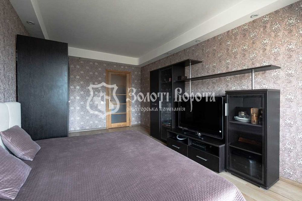 Квартира, 2к. Гарний стан. Шумського, 8а, Березняки, Дніпровський р-н