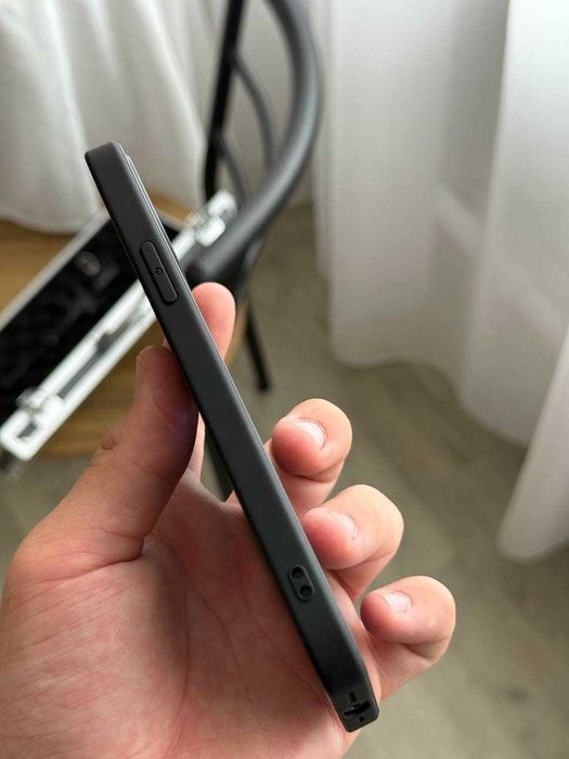 матовий чохол принтом — чорна борода