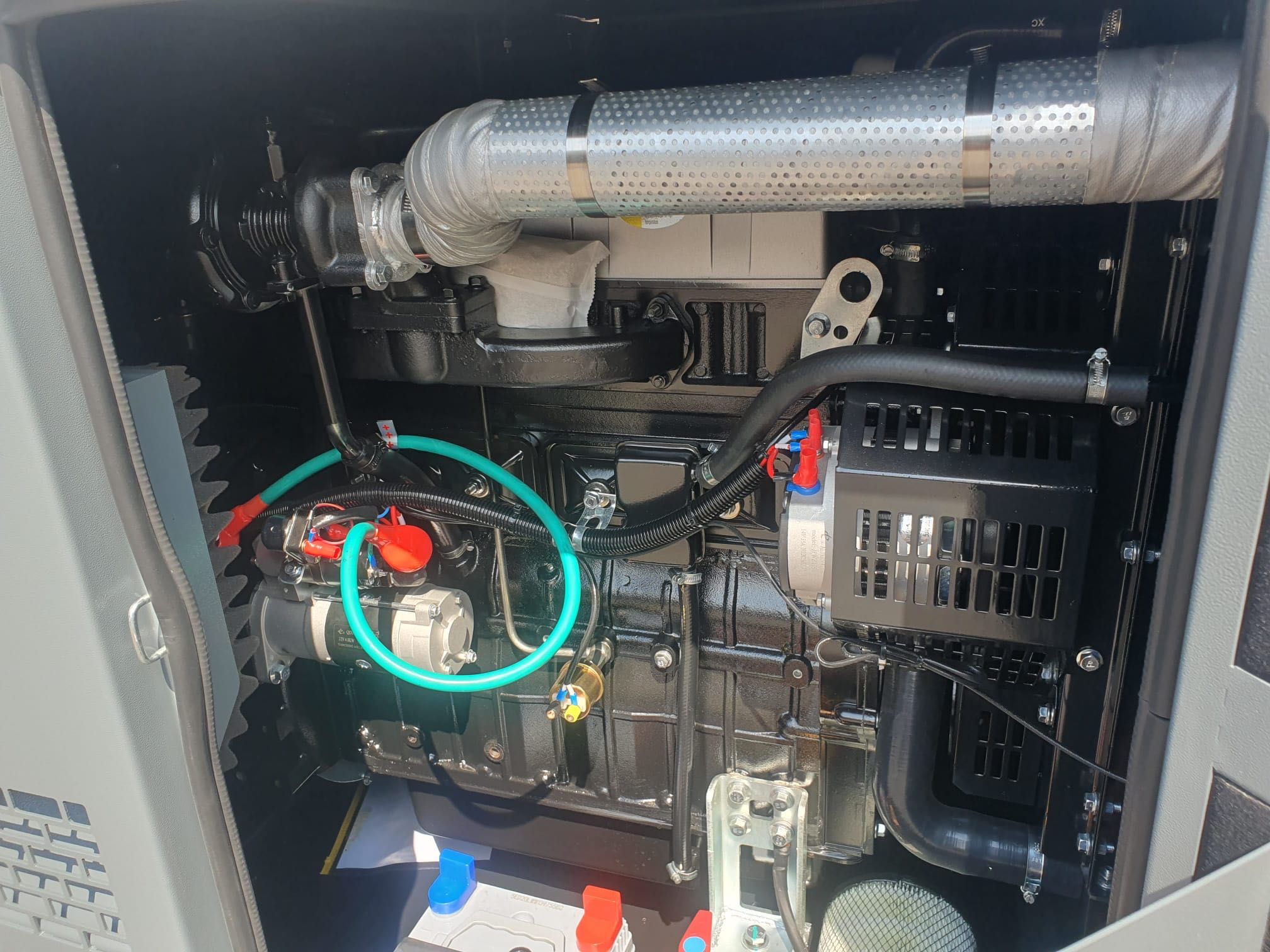 Agregat prądotwórczy 40 kVA 32 KW ATS/SZR nieużywany 23.000zł
