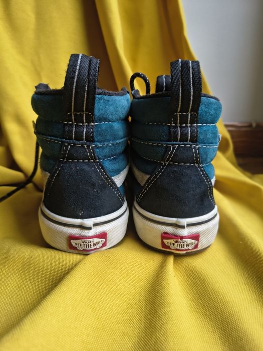 Vans, zimowe buty r. 37, prawie nowe.