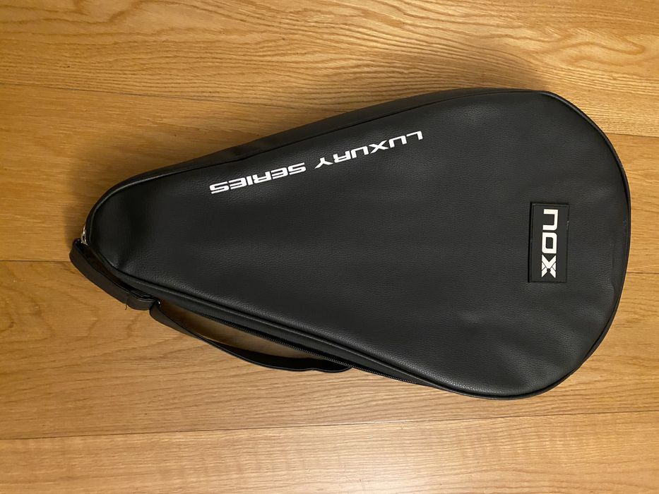 Capa pala nox preta