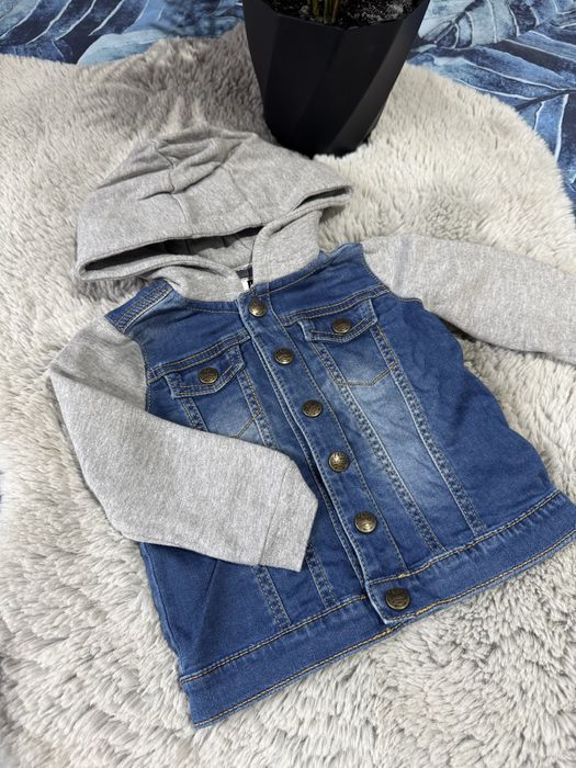 Bluza katana z kapturem zapinana na napy chłopięca