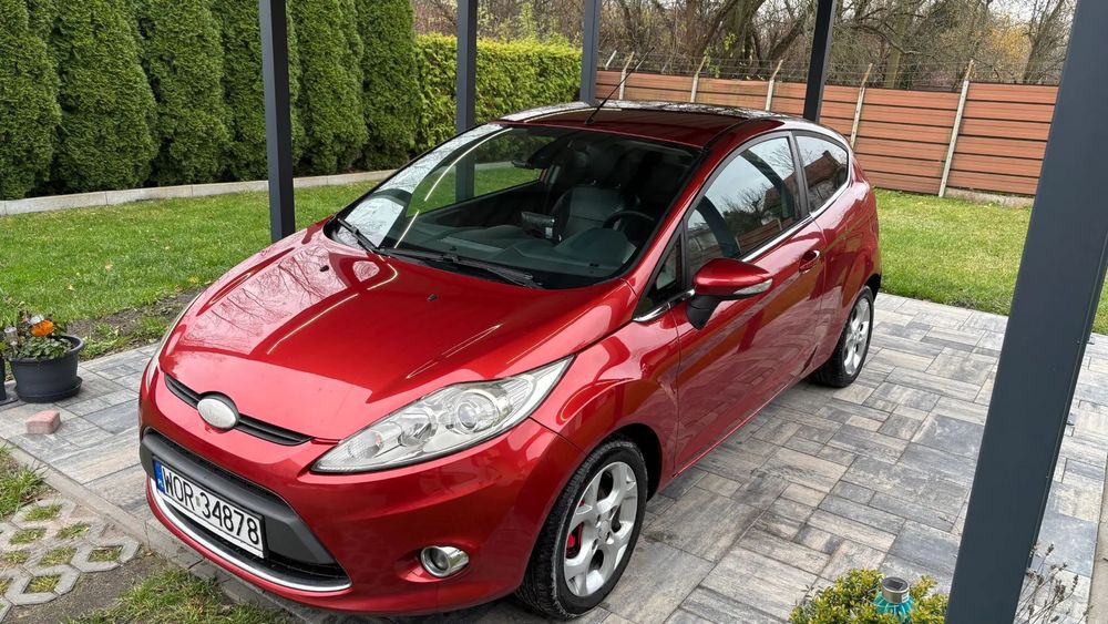 Ford Fiesta Ford Fiesta MK7, Bogate wyposażenie, Skórzane fotele