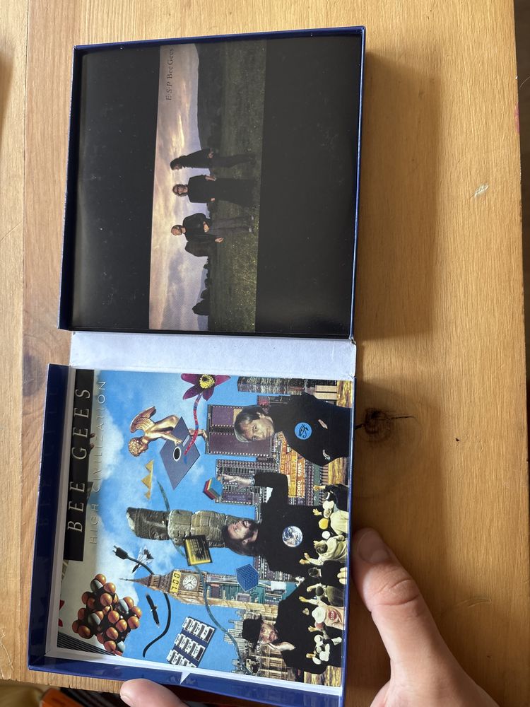 Caixa de Cds Bee Gees