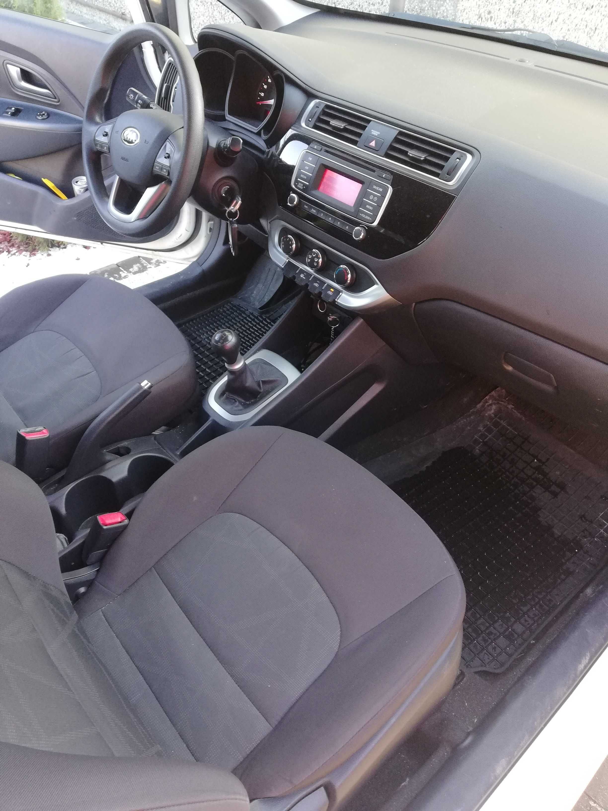 KIA RIO 1,2 benzyna 2016