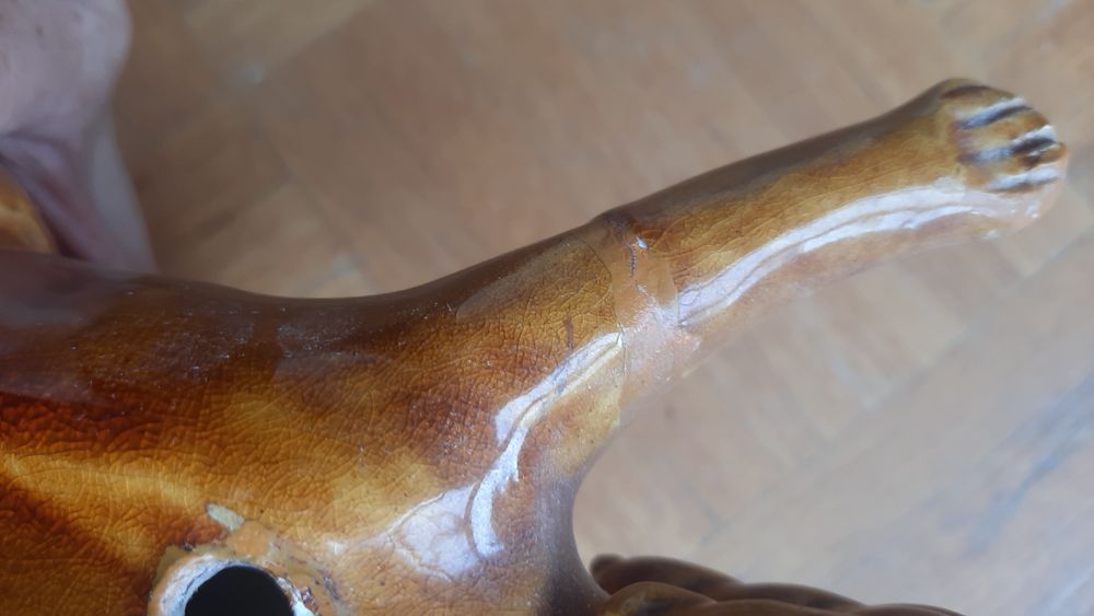 Cristo em barro vidrado Júlia Ramalho