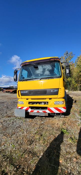 zamiatarka DAF LF 320