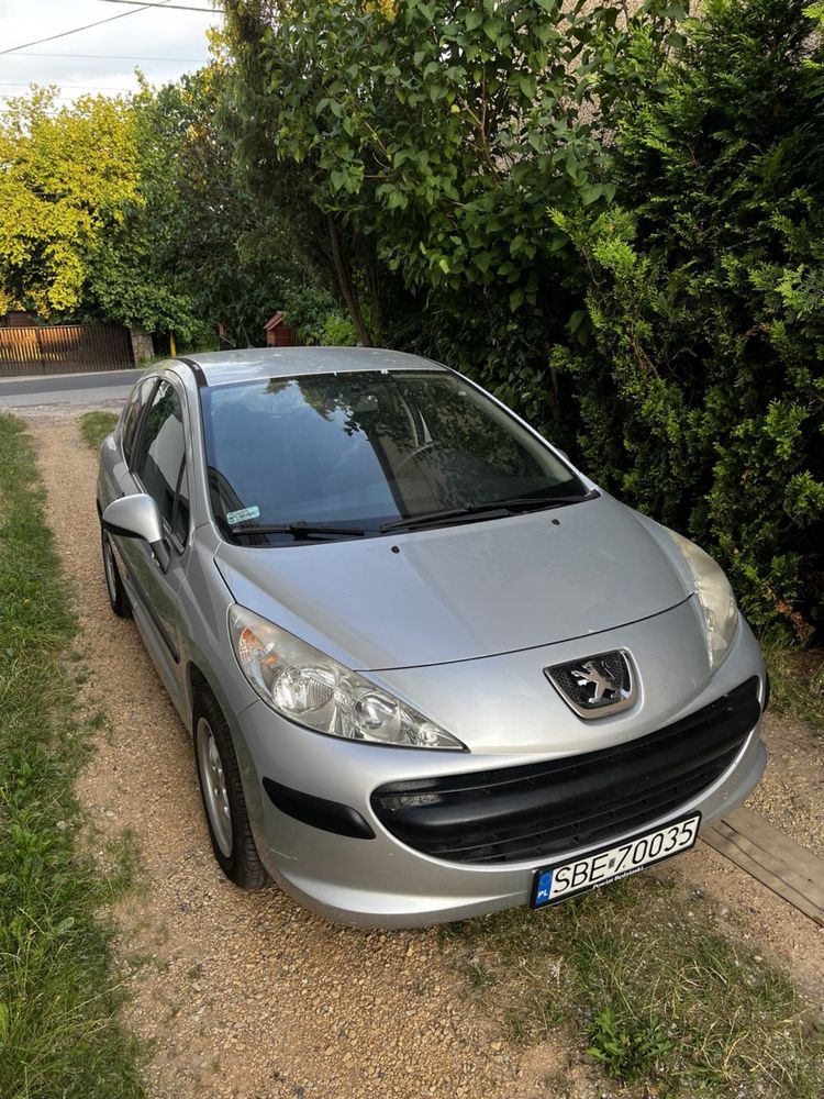 Peugeot 207