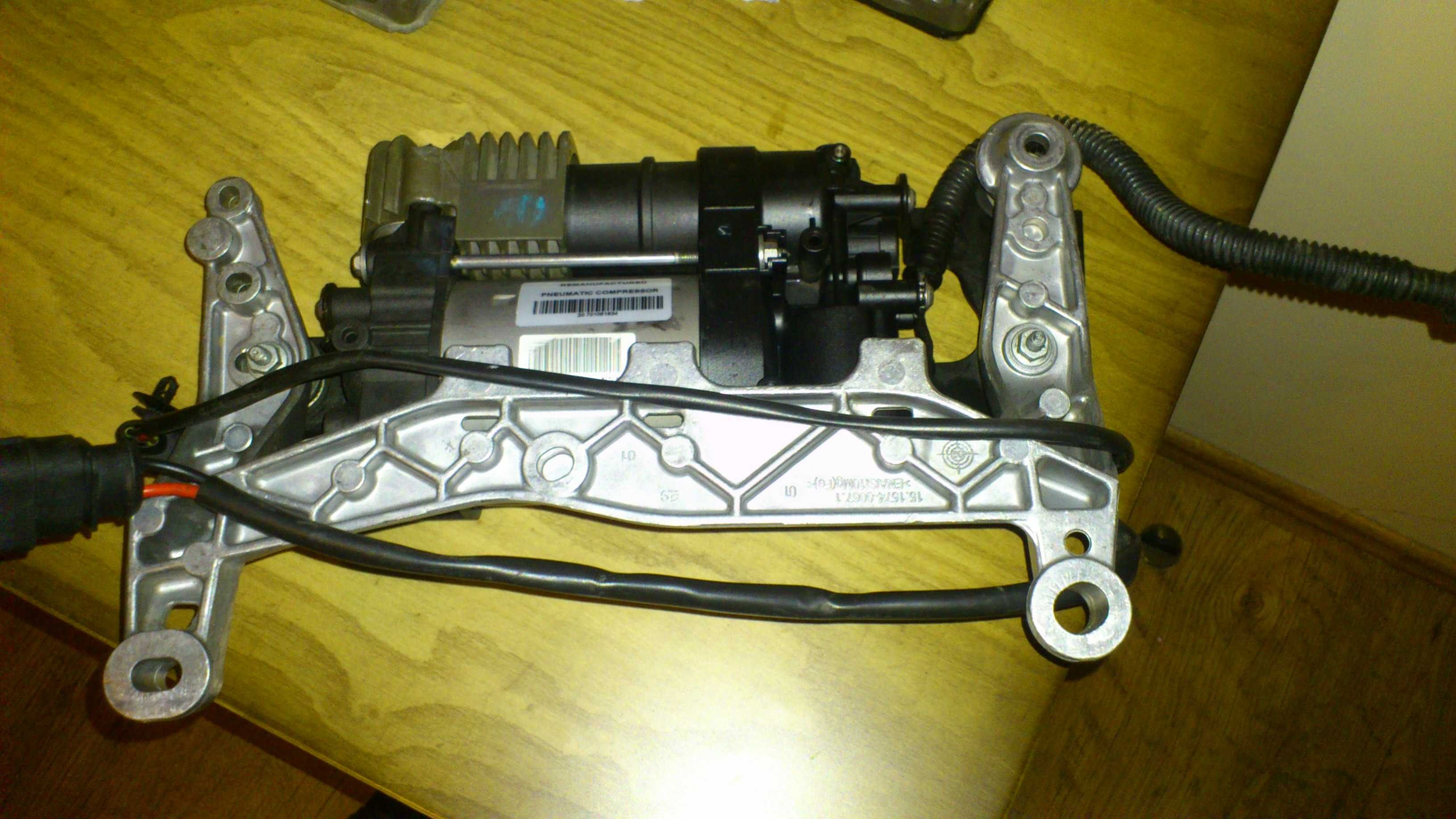 Kompresor sprezarka zawieszenia citroen C4 grand picasso Scudo Jumpy