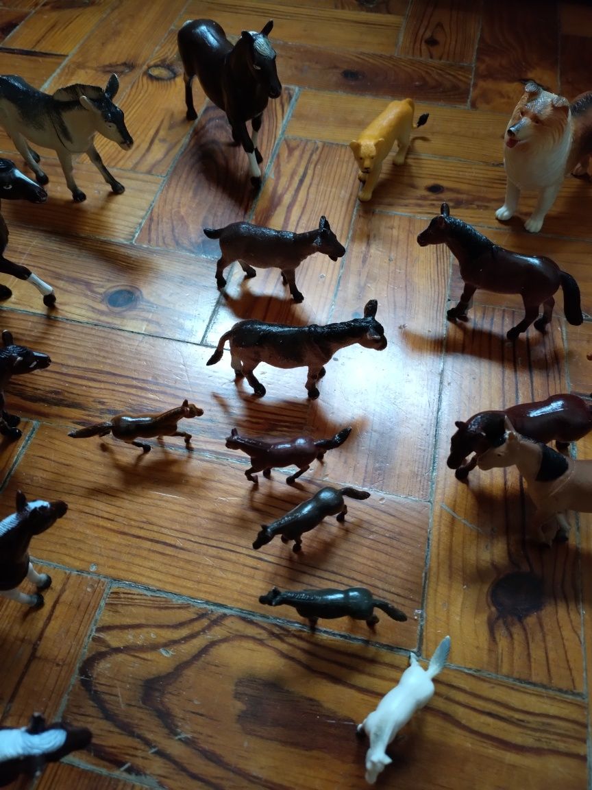 Bonecos de coleção