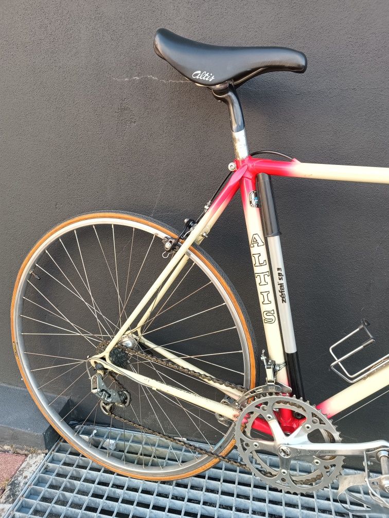 Altis clássica impecável #altis #vintage #ciclismo
