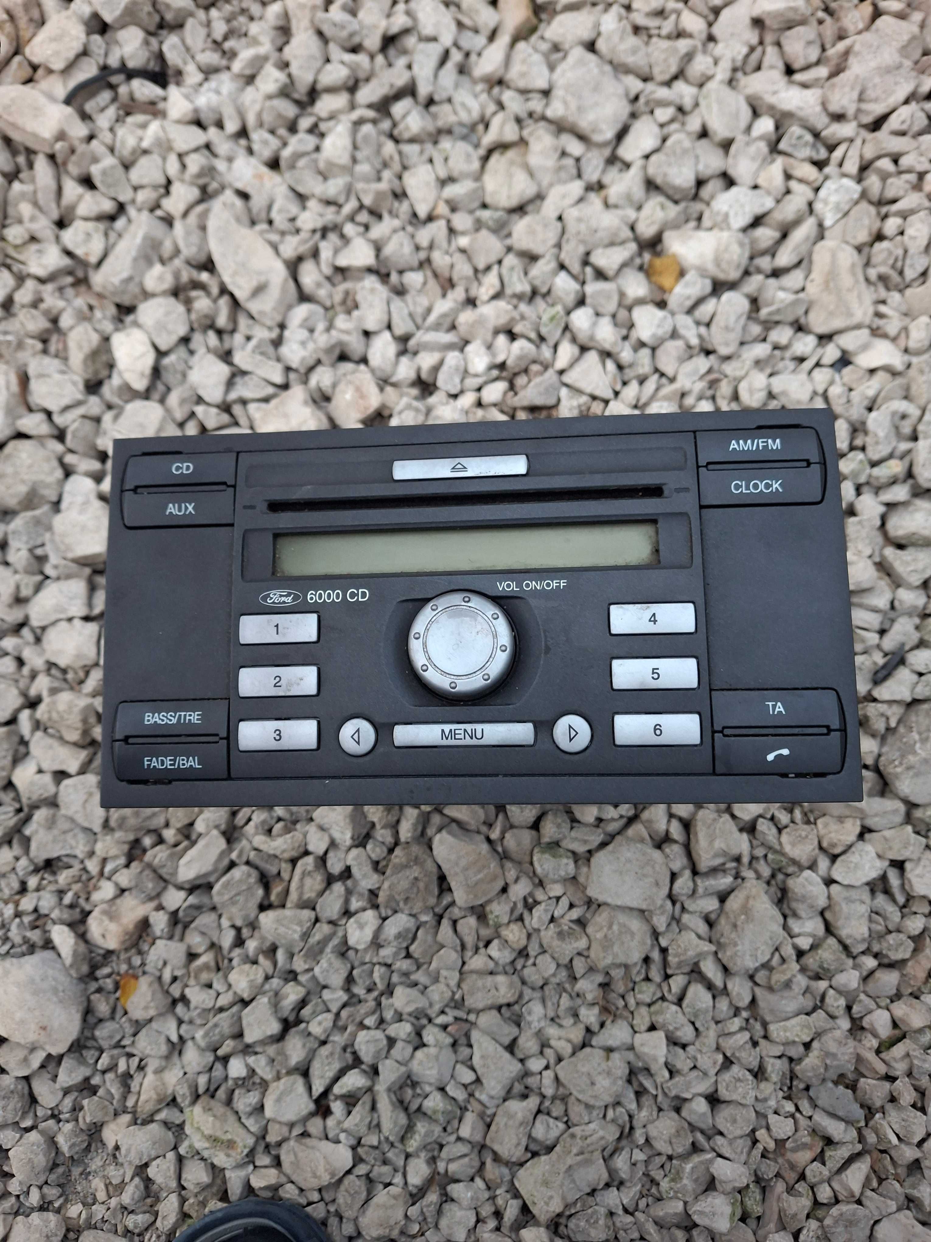 Radioodtwarzacz radio Ford Transit MK6 sprawne