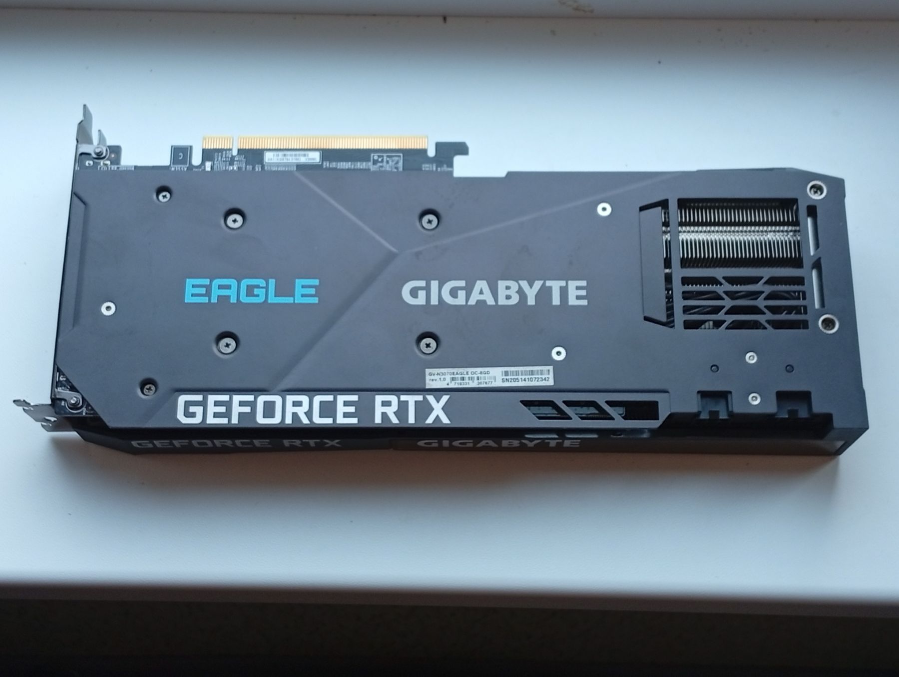 видеокарта GIGABYTE GeForce RTX 3070 Eagle OC 8G .