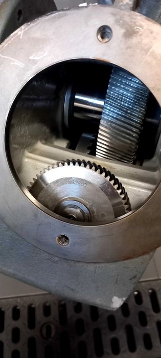 Przekładnia walcowo stożkowa SEW KF77