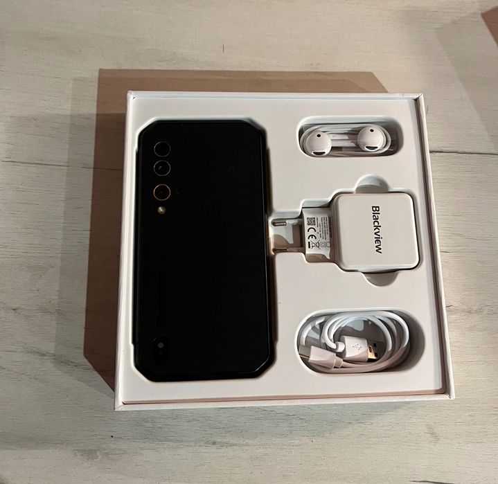 Захищений смартфон Blackview BV9900E 6/128GB