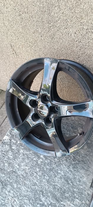 Czarne alufelgi 5x112