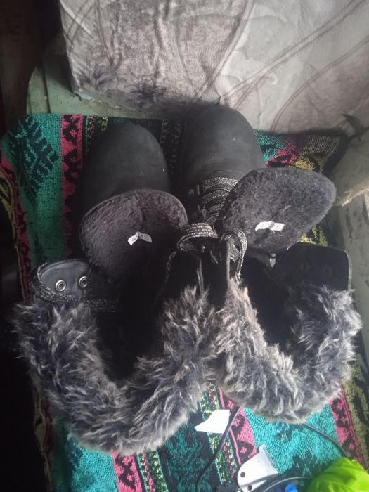 Теплые сапожки на девочку