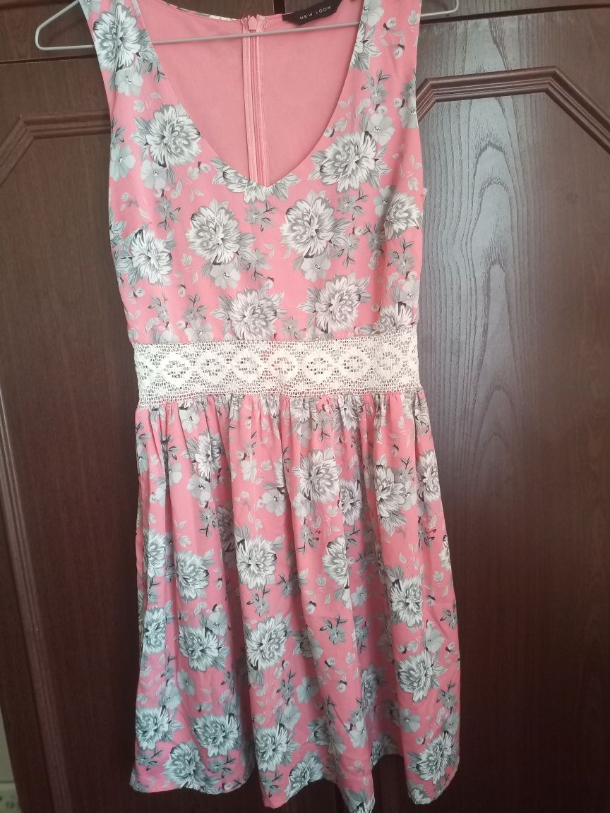 Сукня жіноча пудра та сарафани у продажі