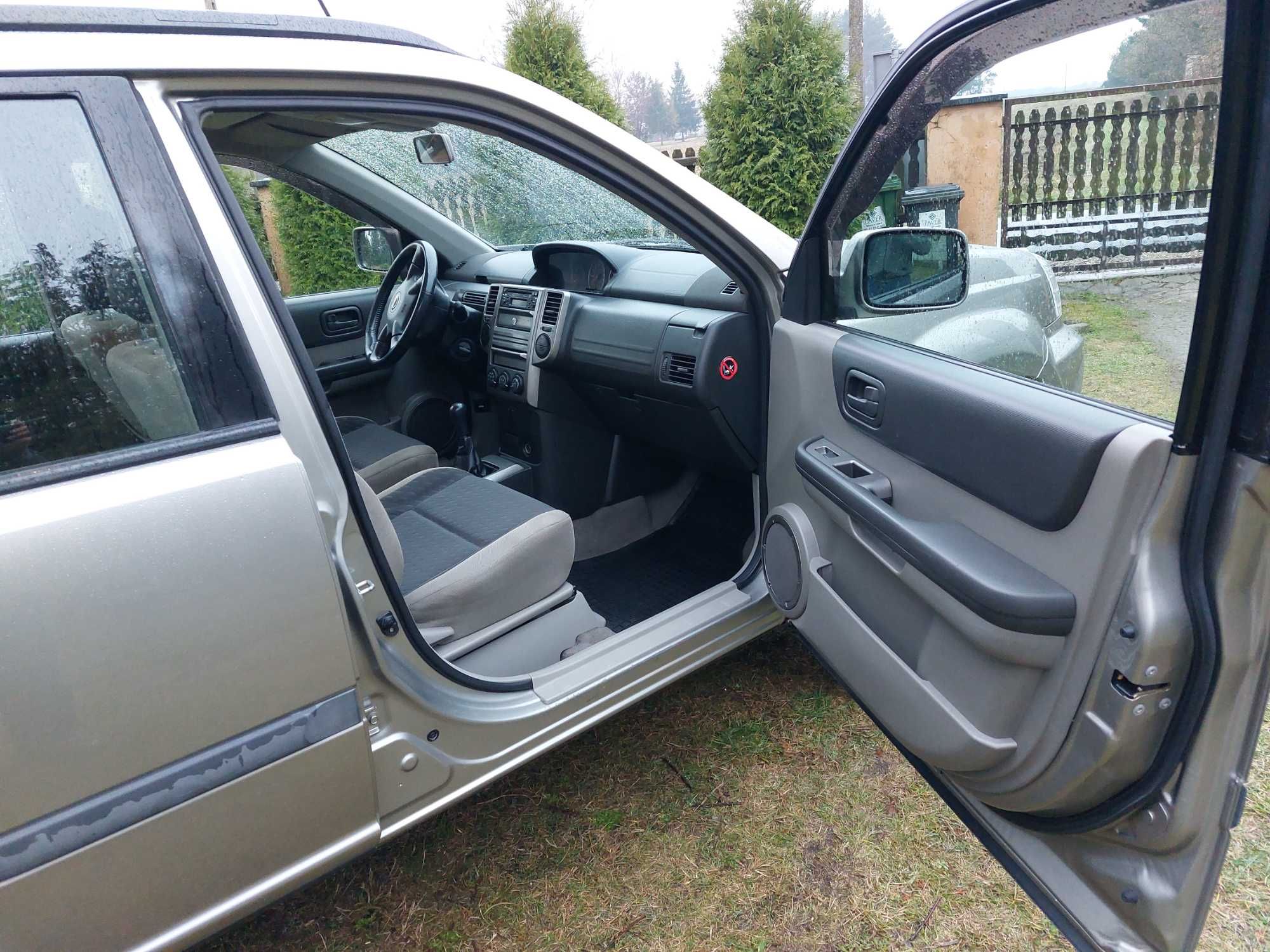 Nissan x-trail T30. Benzyna 2.0 + LPG. Możliwa zamiana na furgon L1H1