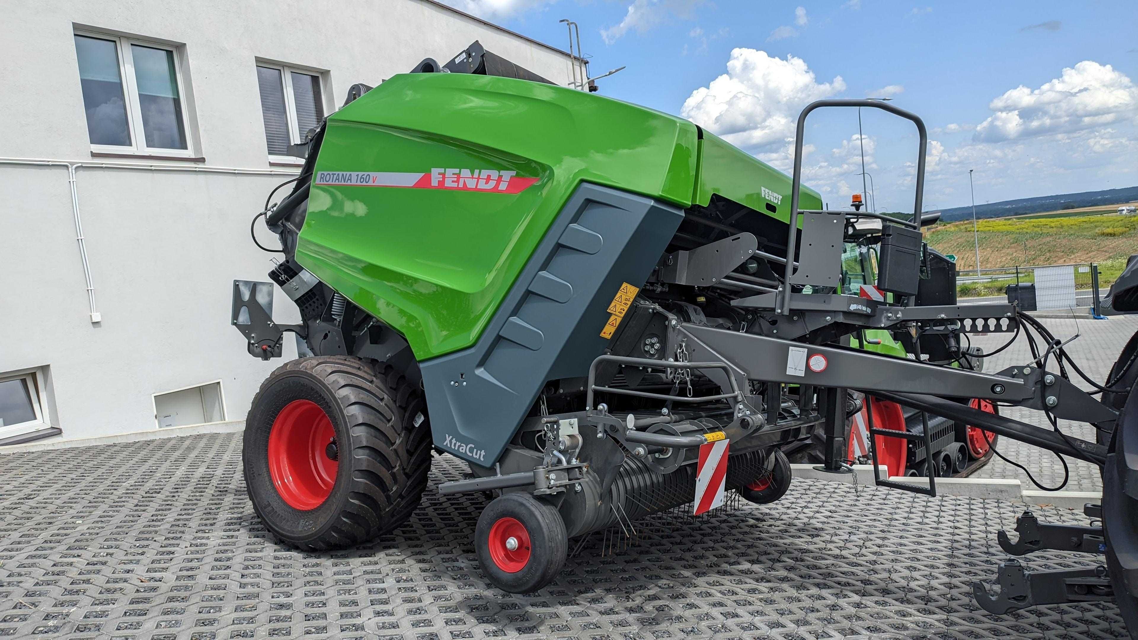 Prasa zmienno komorowa Fendt Rotana 160V