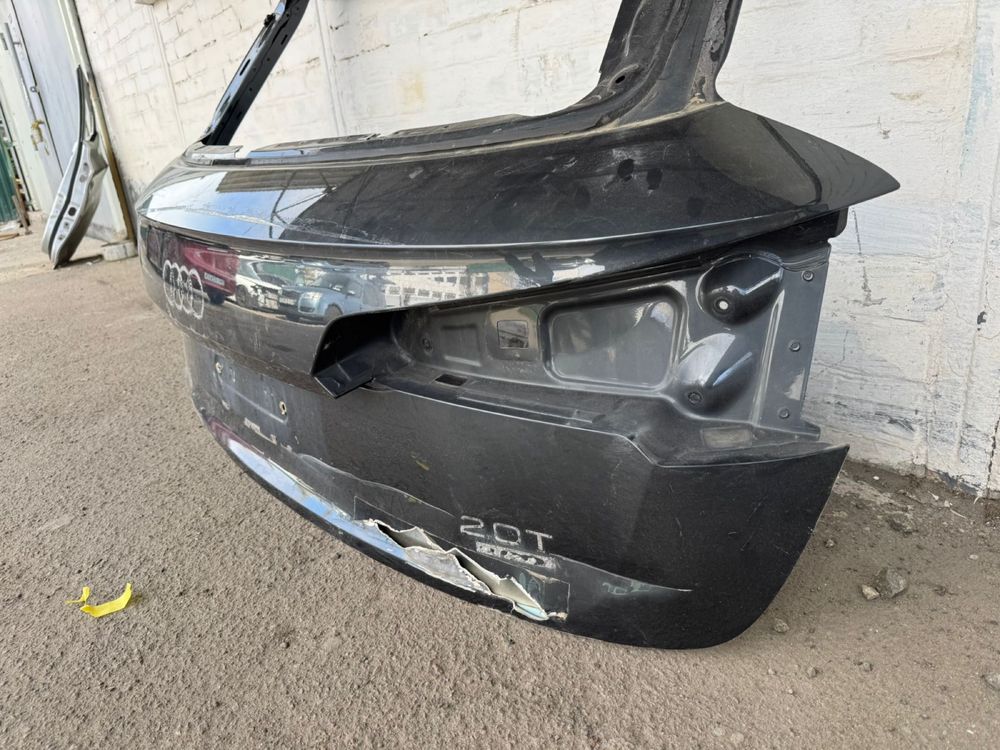 Ляда Audi Q 5 2108р.