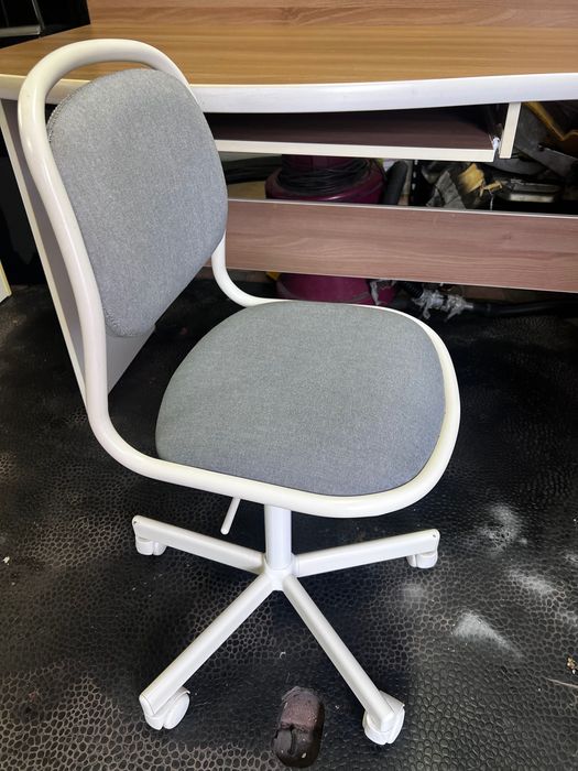 Dziecięce krzesło biurowe ÖRFJÄLL Ikea