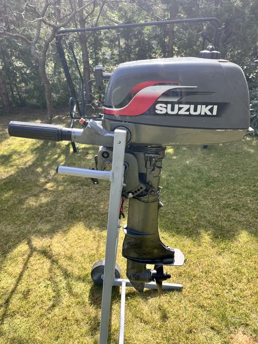 Silnik zaburtowy suzuki DT4