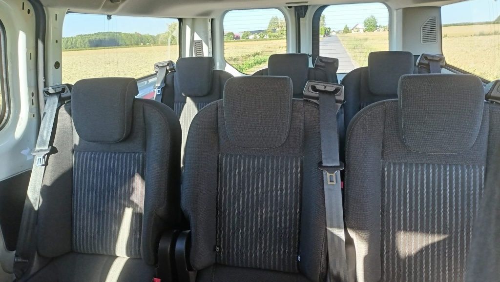 Wynajem busa 8 osobowego