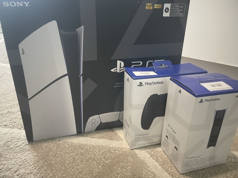 Sony Playstation 5 Slim 1TB + 2 контроллера + Док-станция