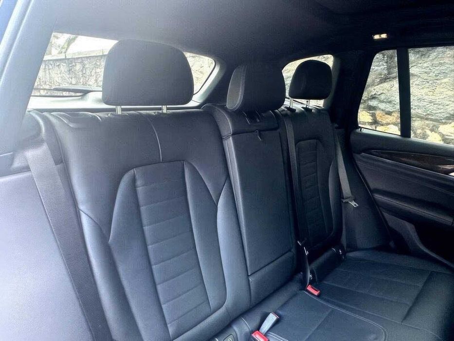 BMW X3 xDrive30i      2018