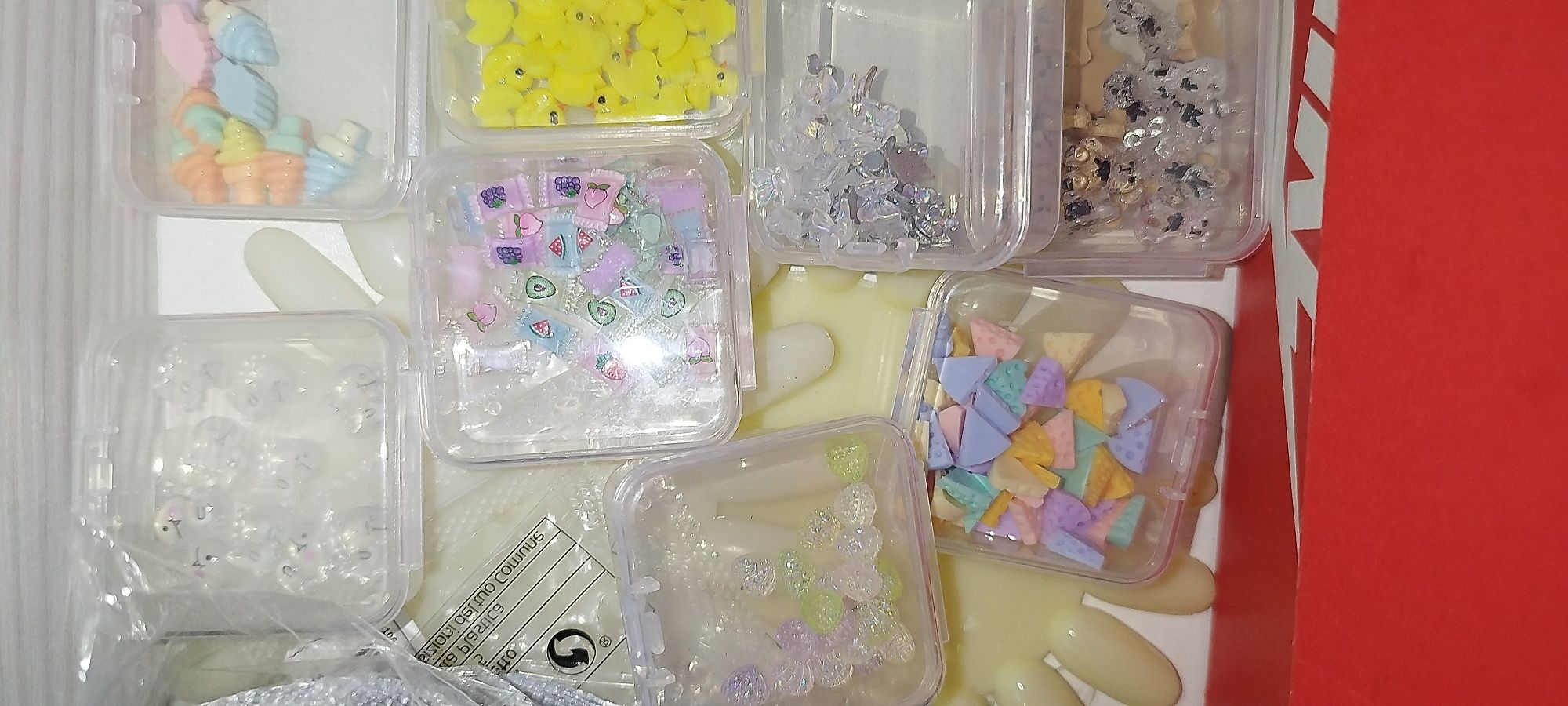Ozdoby do paznokci Kawaii DIY cyrkonie akryle itp.l
