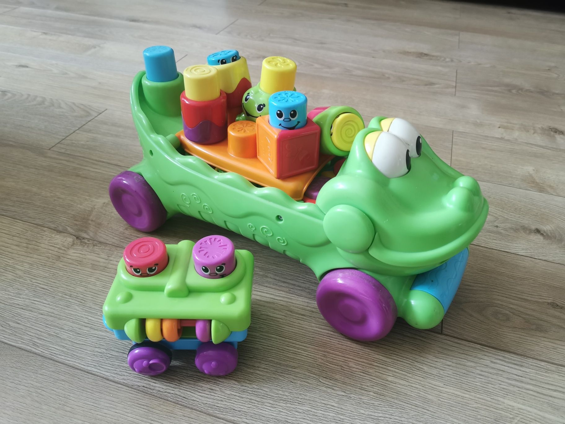 Krokodyl Fisher Price