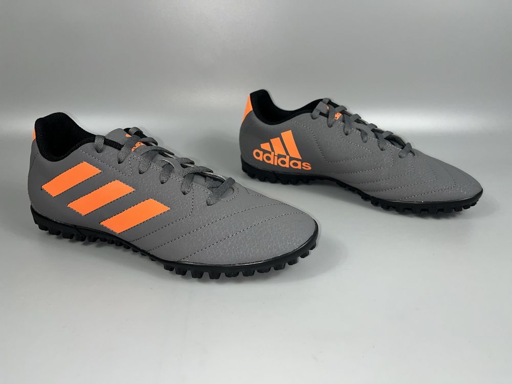 Сороконожки Adidas 40 розмір (по устілці 25 см)