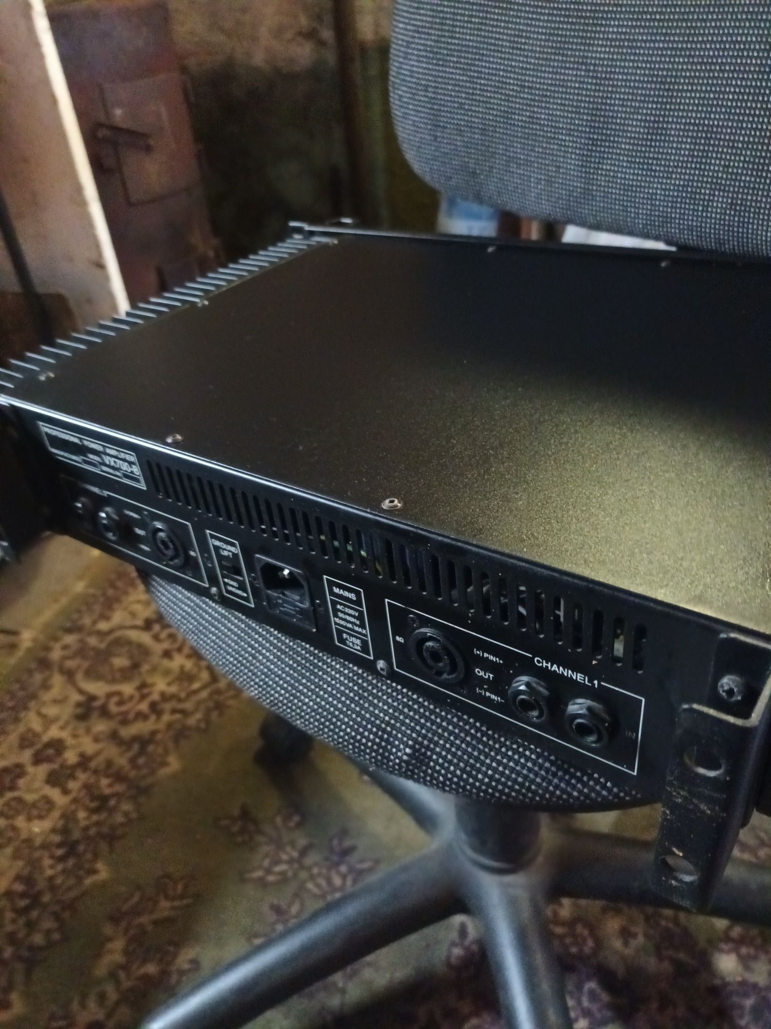 Комплект: Колонки EVM (750Вт) 2 шт., усилитель PARK VX700.