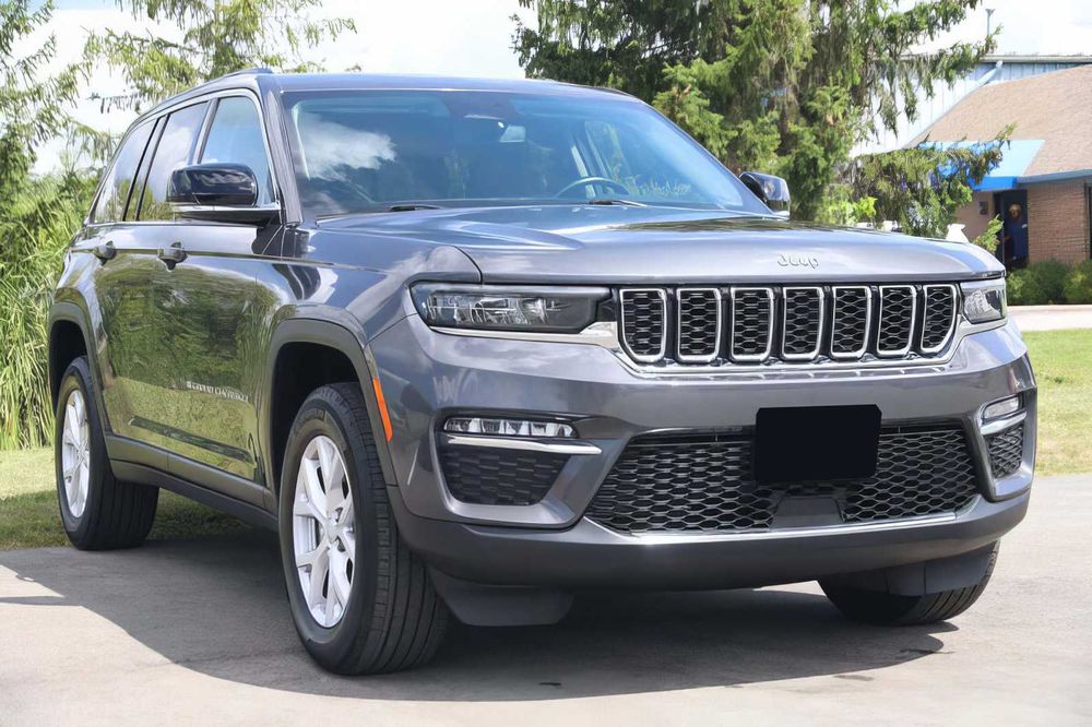 Jeep Grand Cherokee      2022