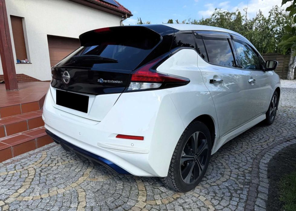 2020 Nissan Leaf 62 kWh e+ Tekna