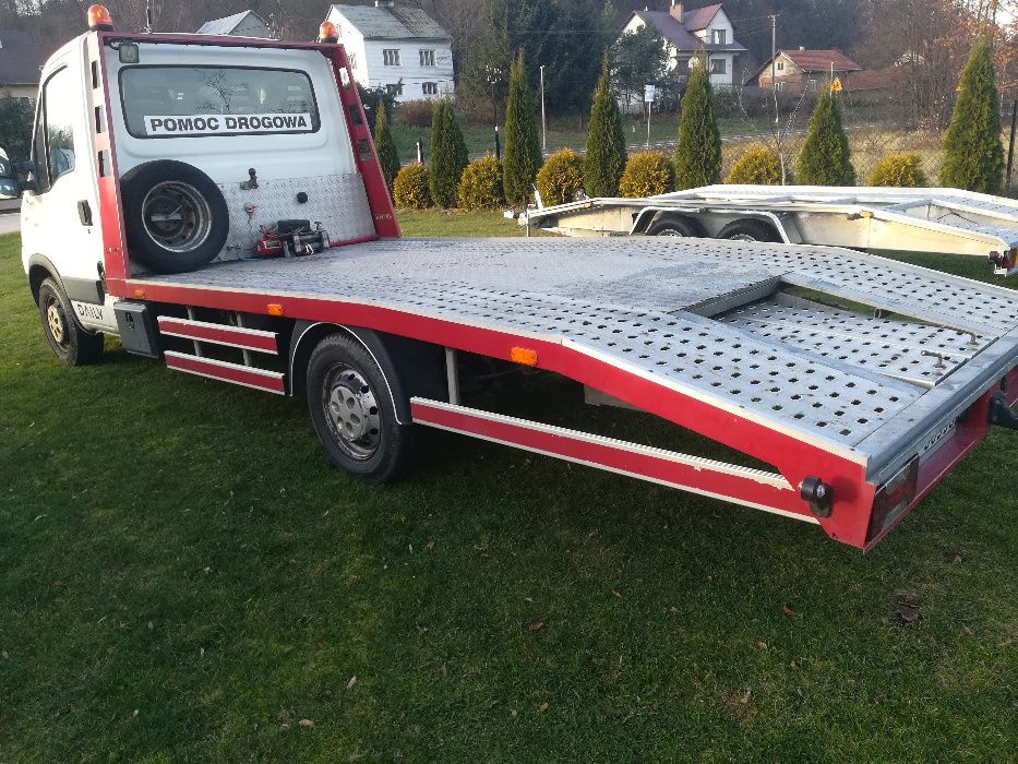 Autolaweta pomoc drogowa usługi przewóz transport laweta