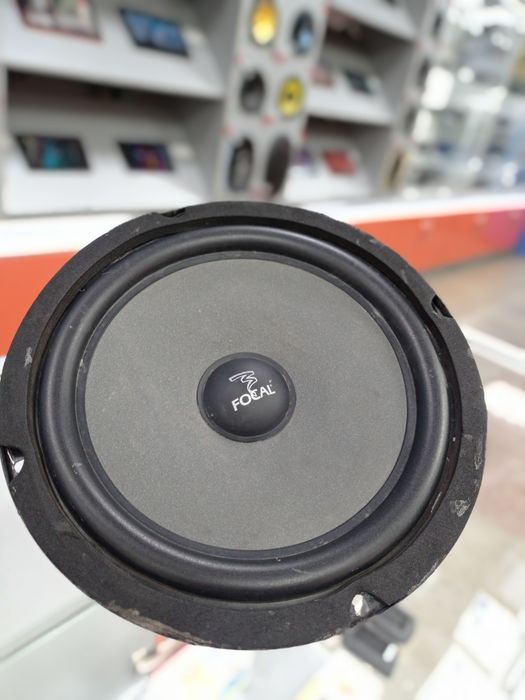 Динамик Мидбас Focal
