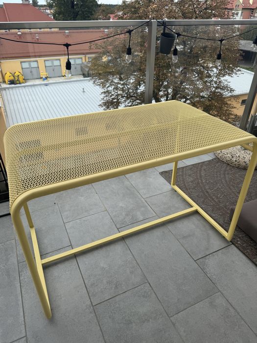 Stół na ogród/taras żółty
