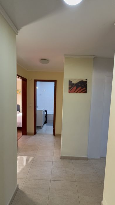 Quarto para casal em Queluz 600 m estação