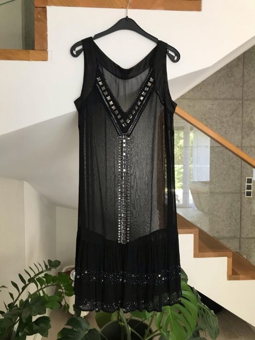 czarna sukienka, szyfonowa, retro, boho, kamienie