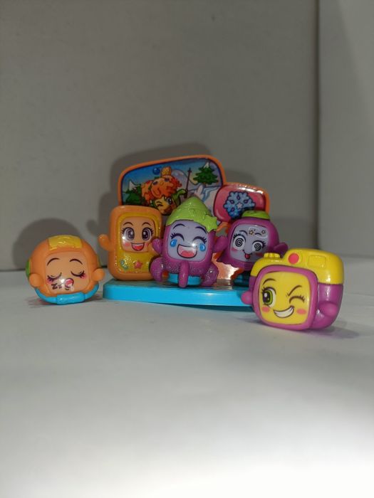 MojiPops figurki