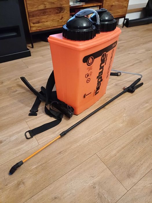 Opryskiwacz NEPTUN pleckowy kwazar 15 litrów